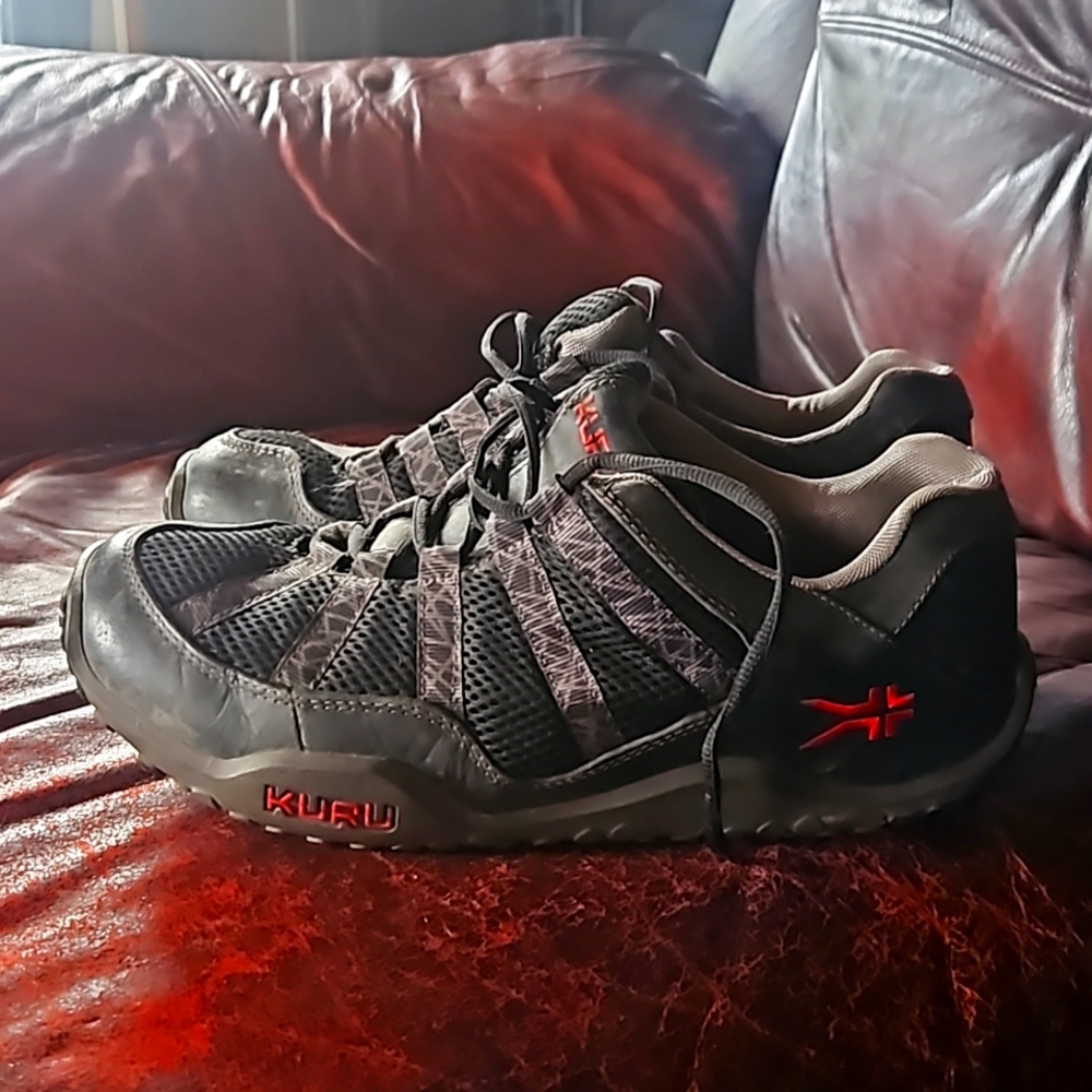 Kuru Chicane size 9 mens